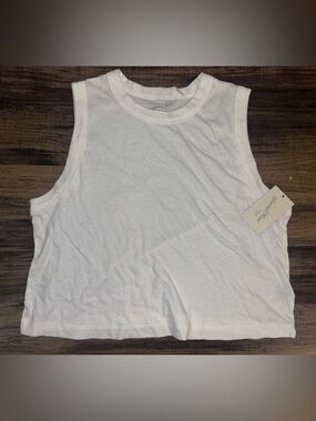 Universal Thread White Muscle Tee Tank Top